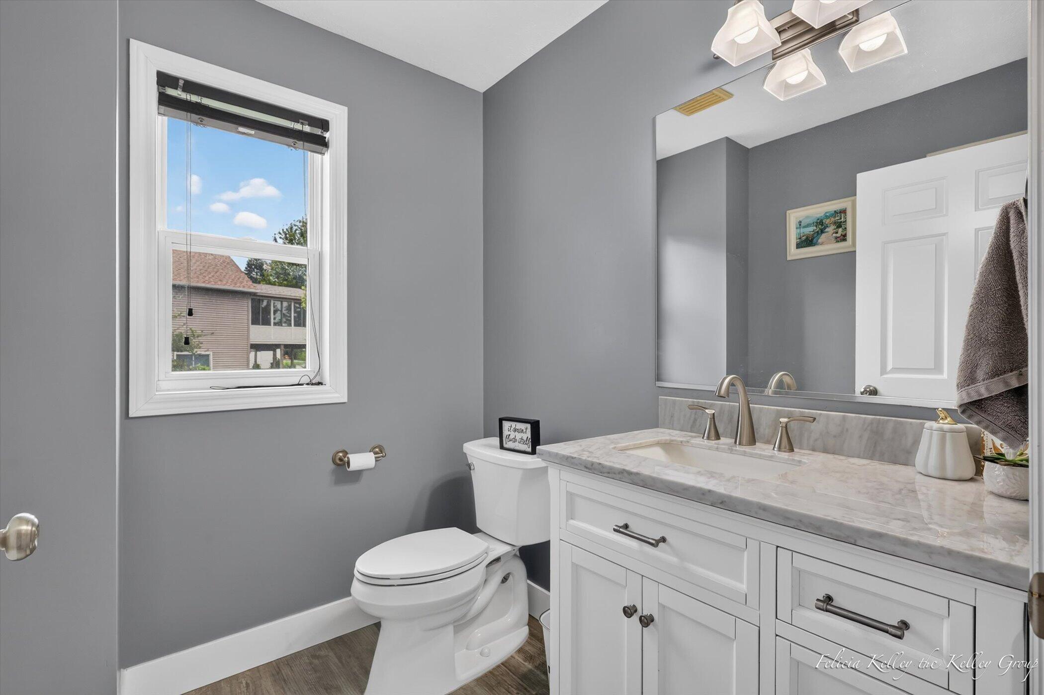 2033 Orchard Ridge Drive NW Grand Rapids MI 49534