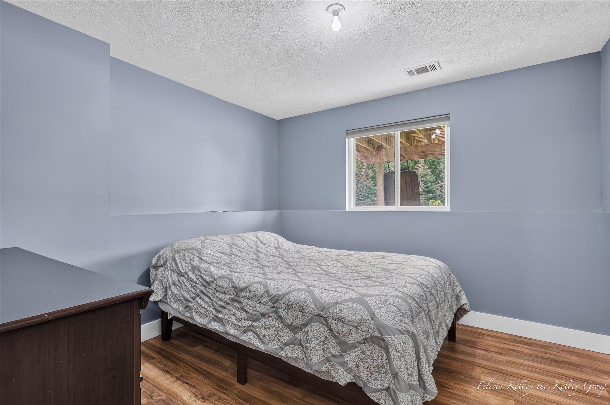 2033 Orchard Ridge Drive NW Grand Rapids MI 49534