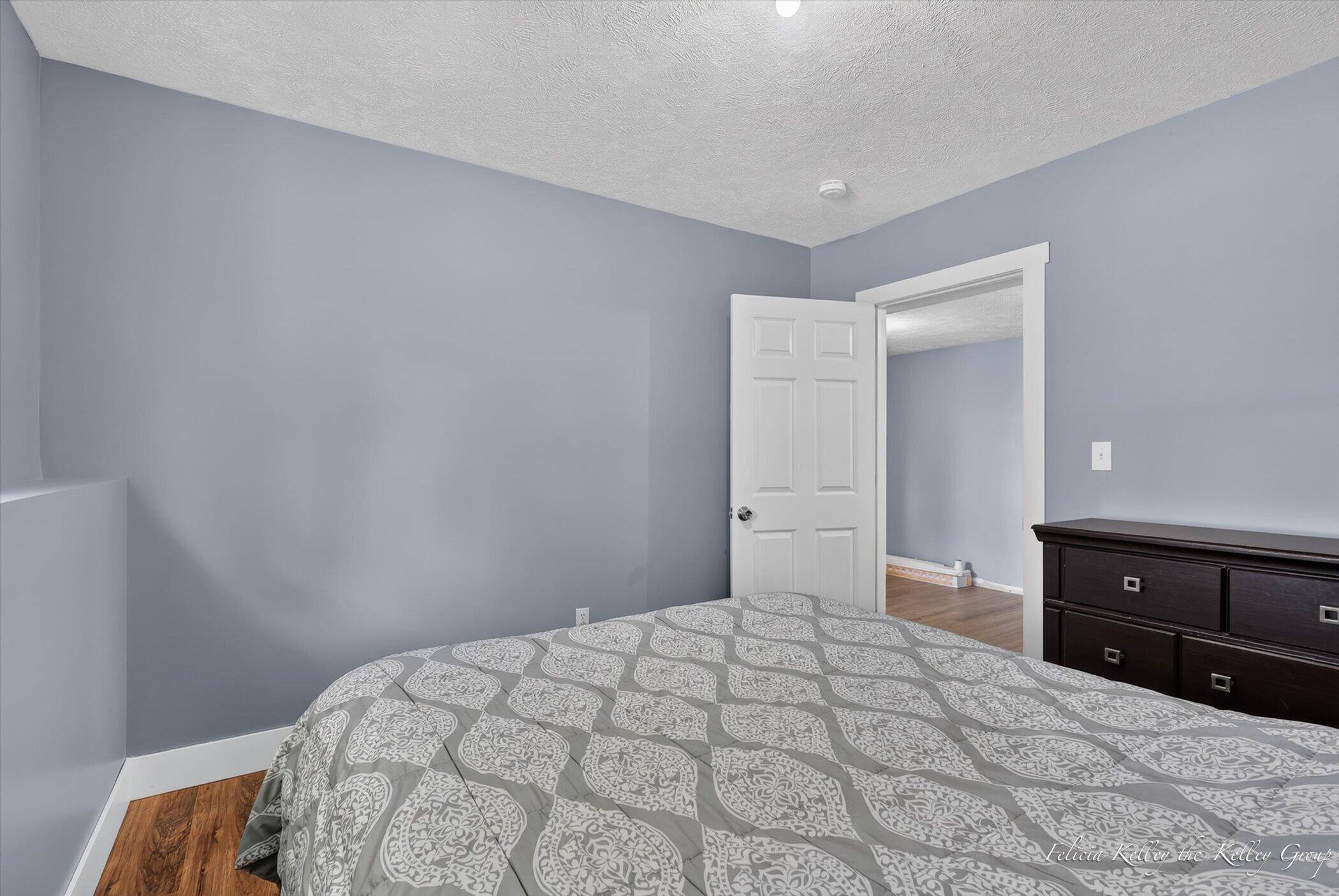 2033 Orchard Ridge Drive NW Grand Rapids MI 49534