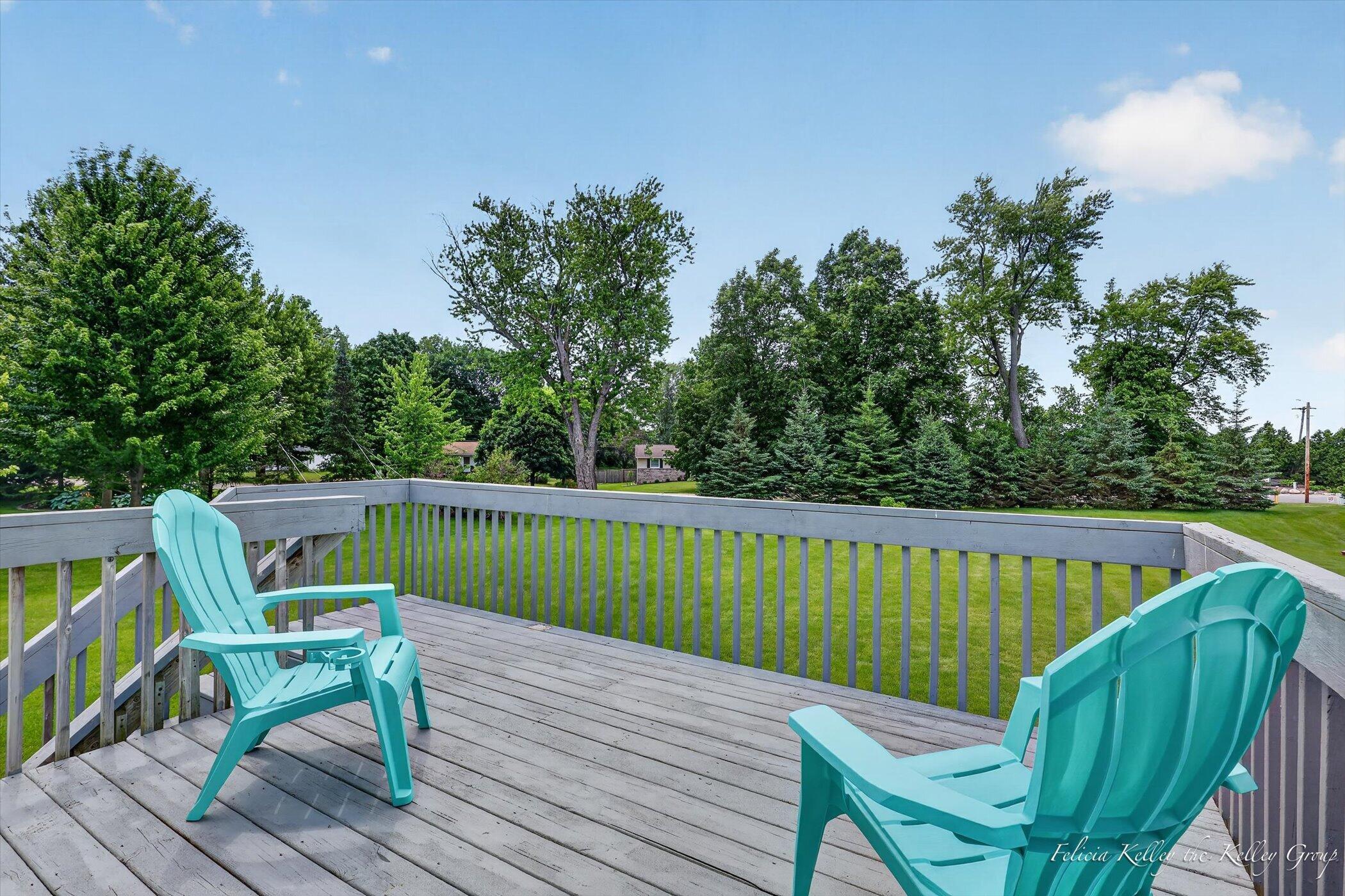 2033 Orchard Ridge Drive NW Grand Rapids MI 49534