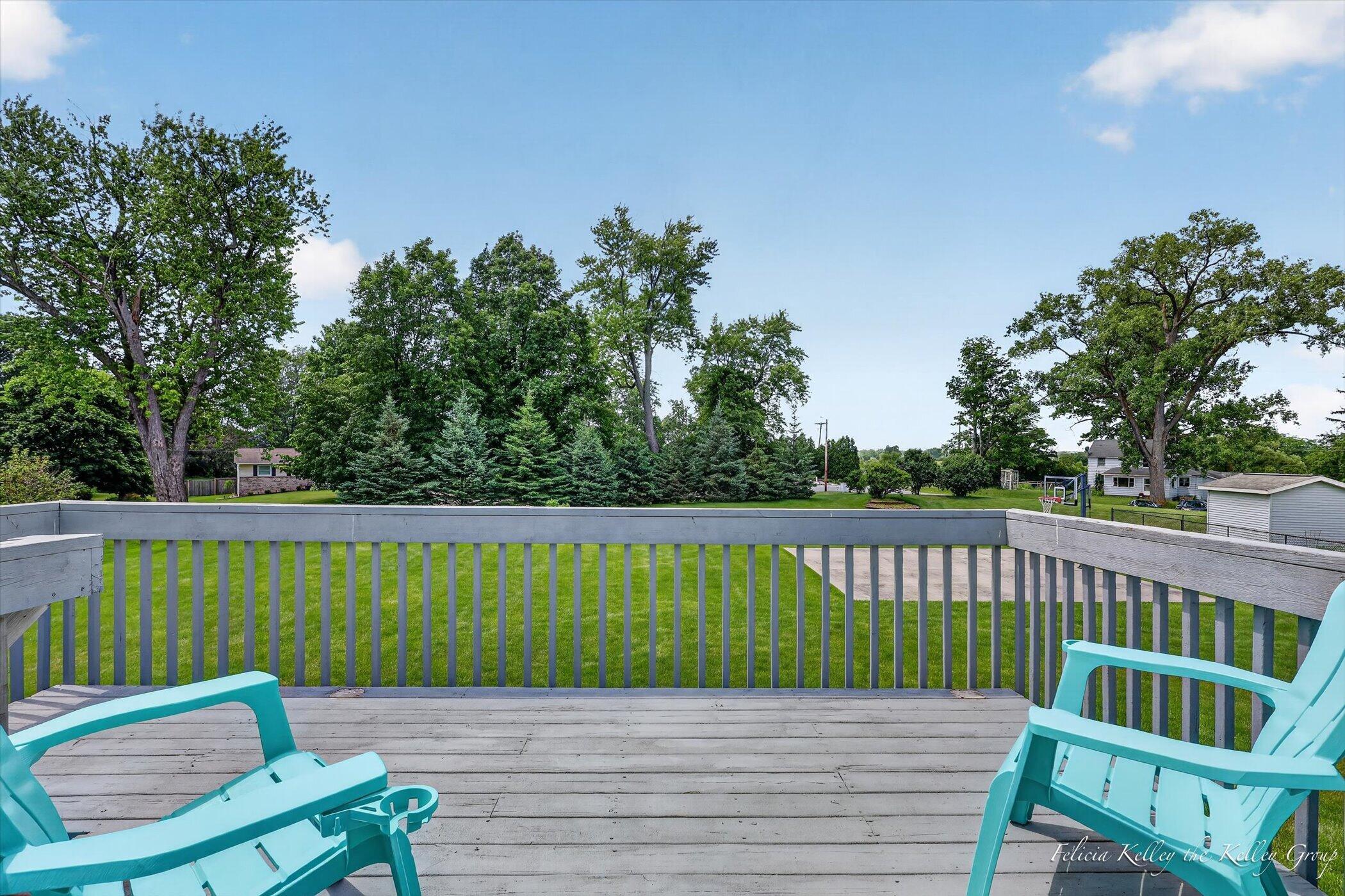2033 Orchard Ridge Drive NW Grand Rapids MI 49534