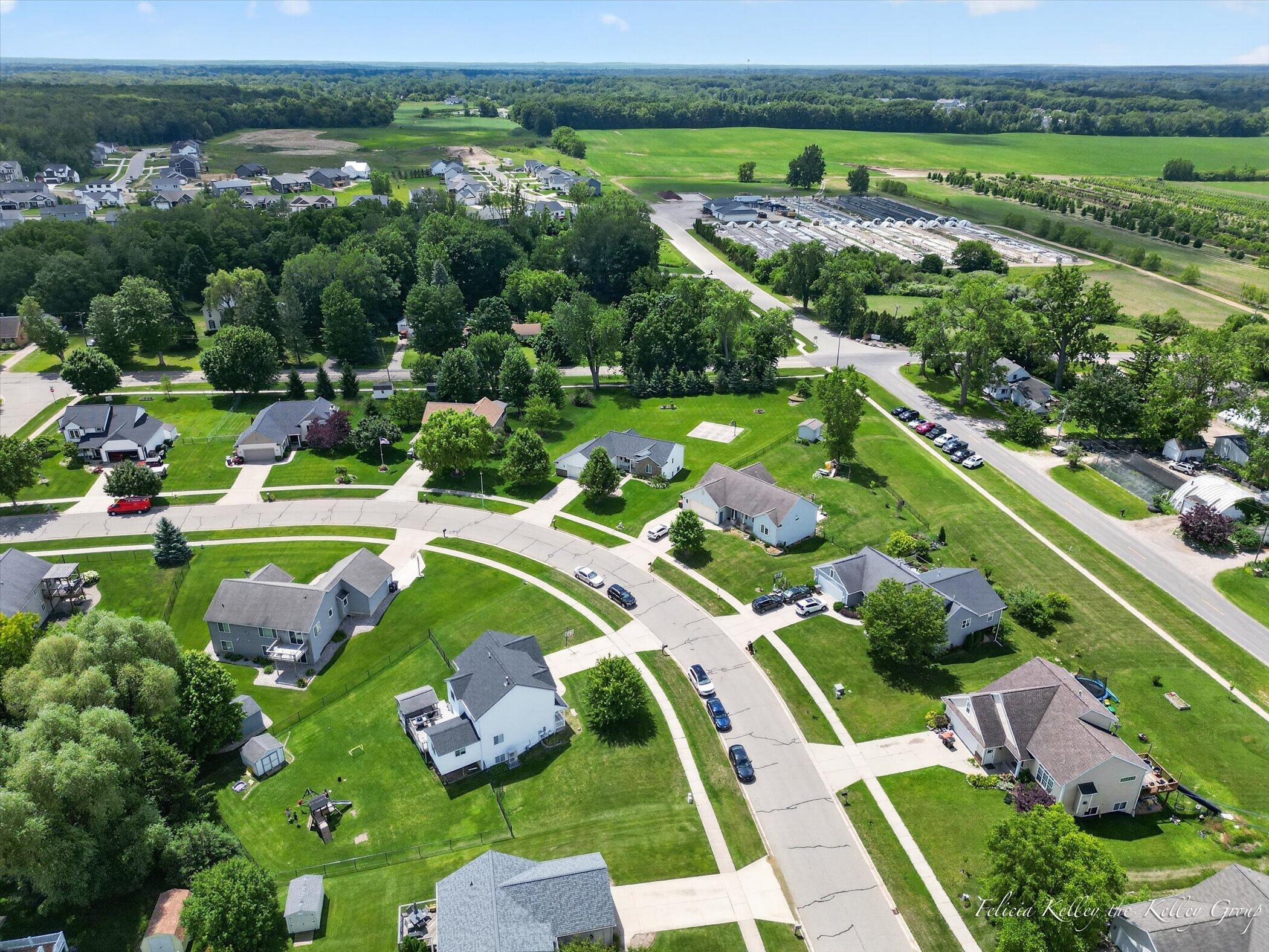 2033 Orchard Ridge Drive NW Grand Rapids MI 49534