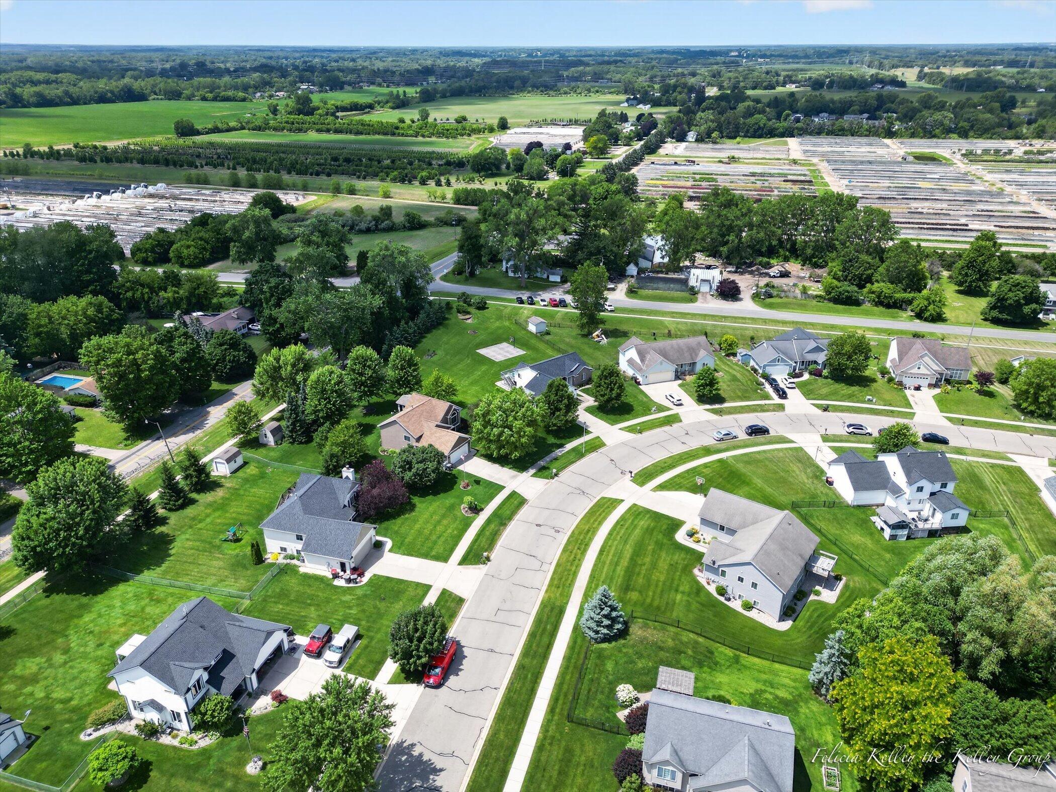 2033 Orchard Ridge Drive NW Grand Rapids MI 49534