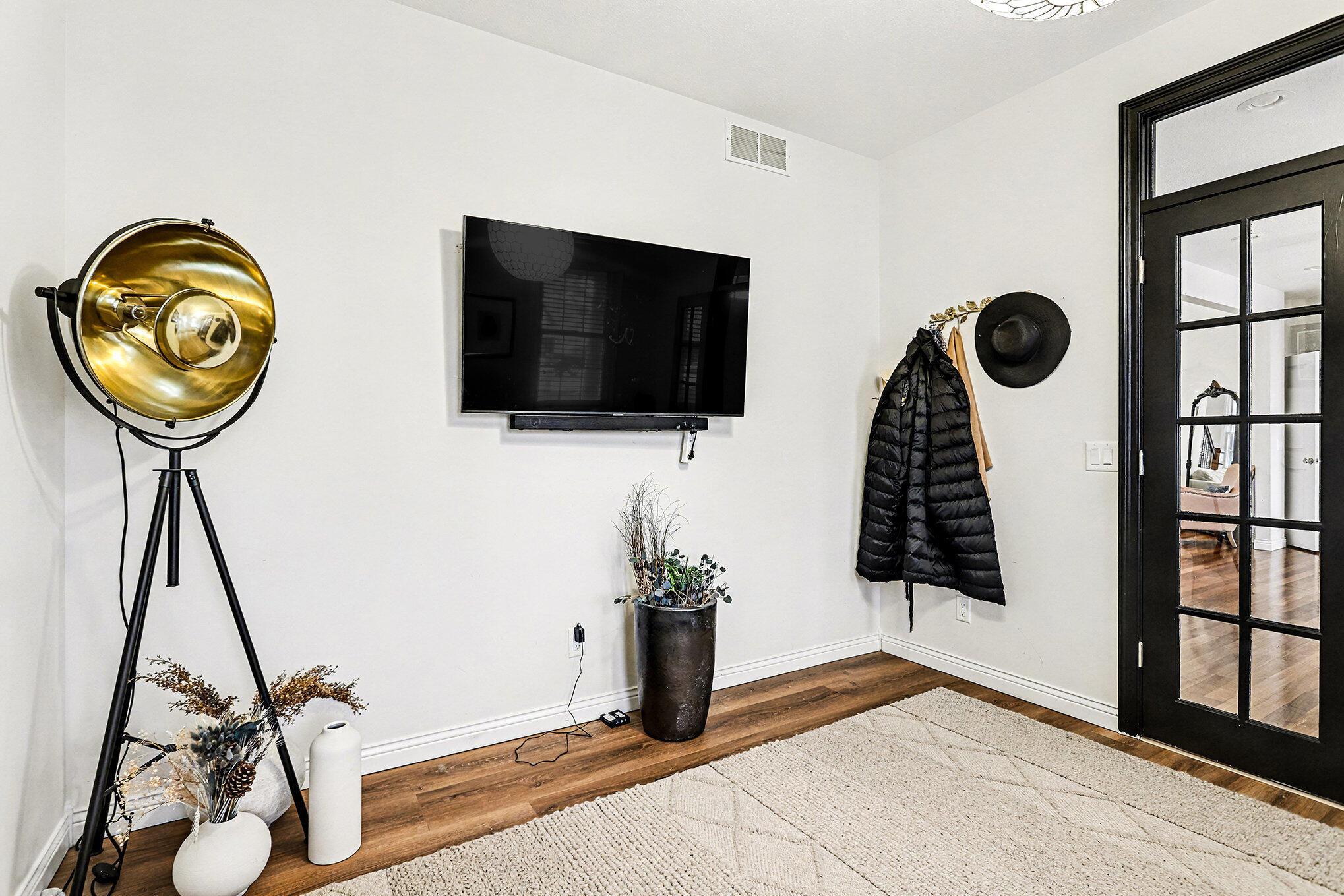 5250 Queen Victoria Lane Kalamazoo MI 49009