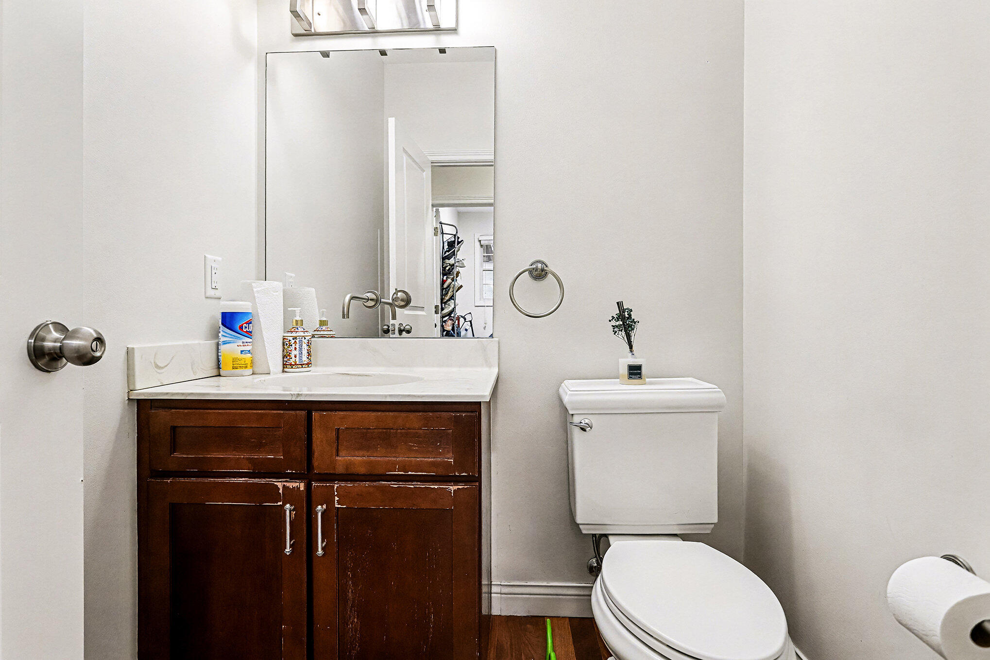 5250 Queen Victoria Lane Kalamazoo MI 49009