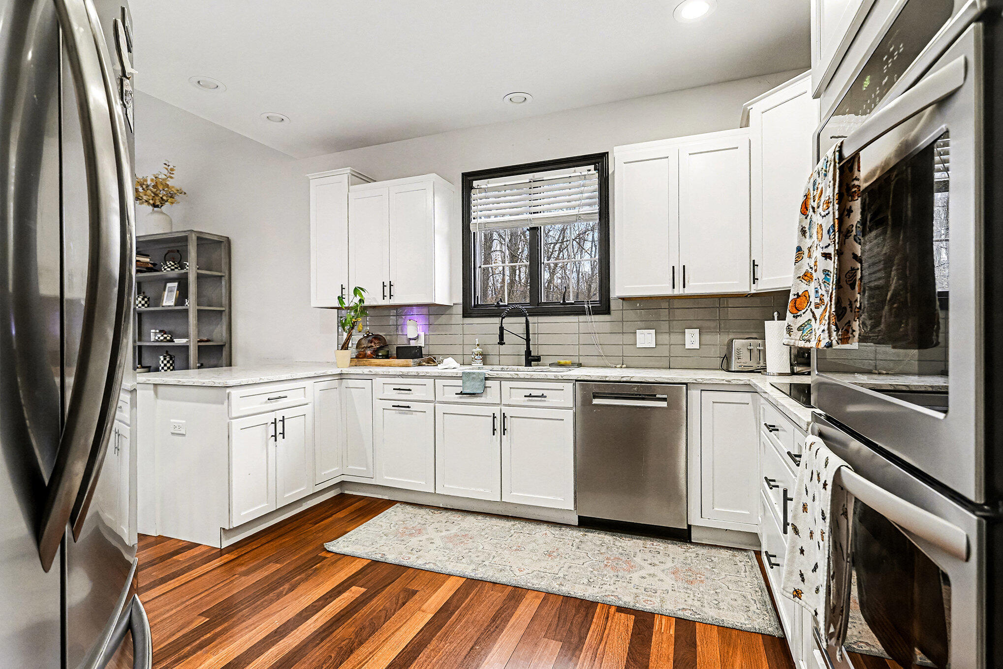 5250 Queen Victoria Lane Kalamazoo MI 49009