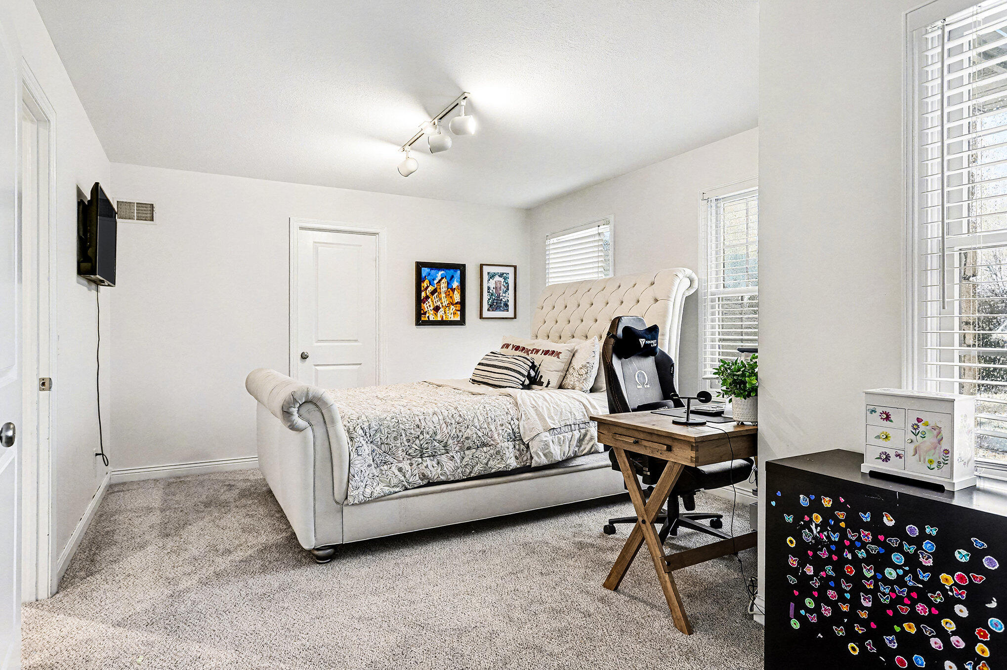 5250 Queen Victoria Lane Kalamazoo MI 49009