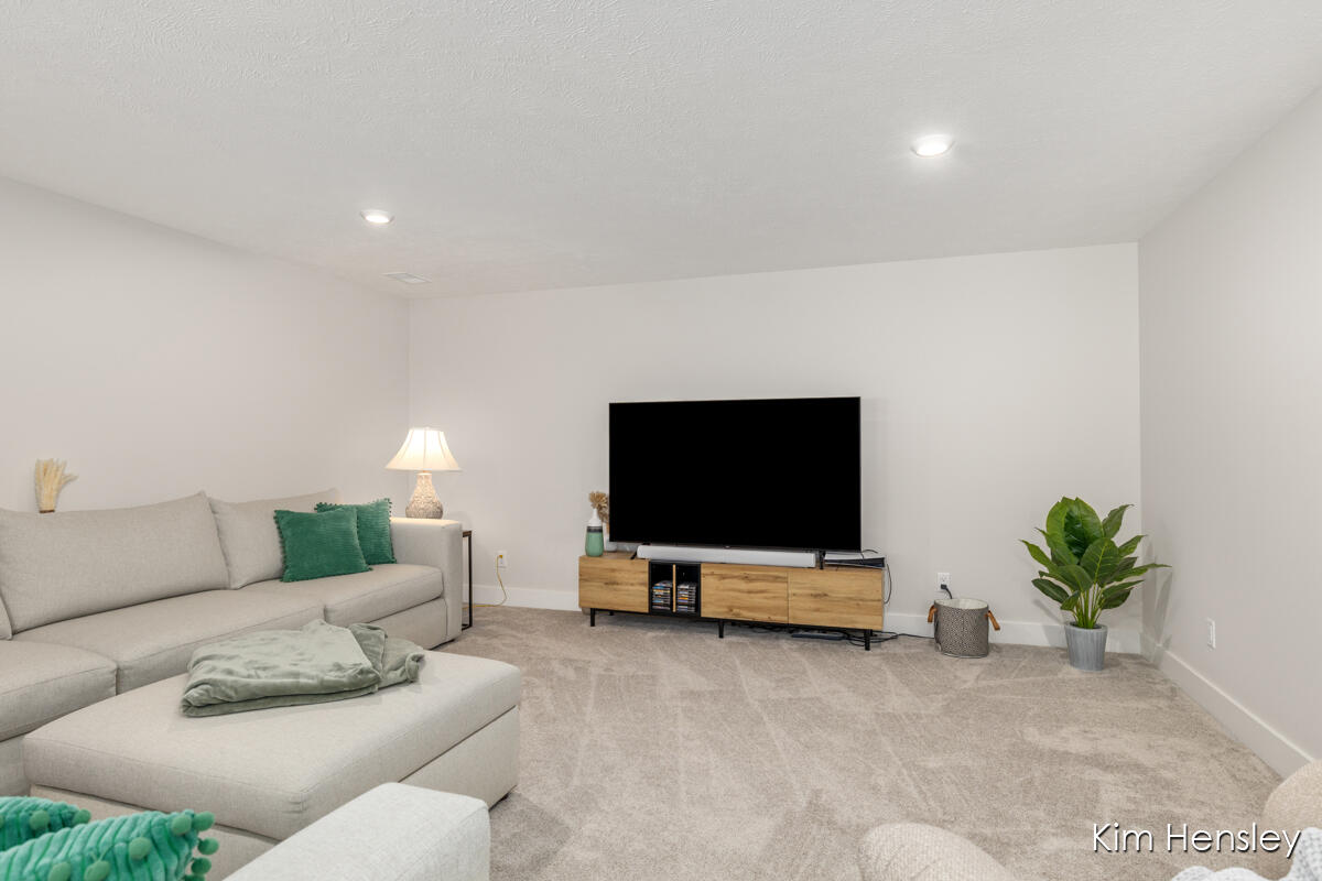 8780 Bentham Court Rockford MI 49341