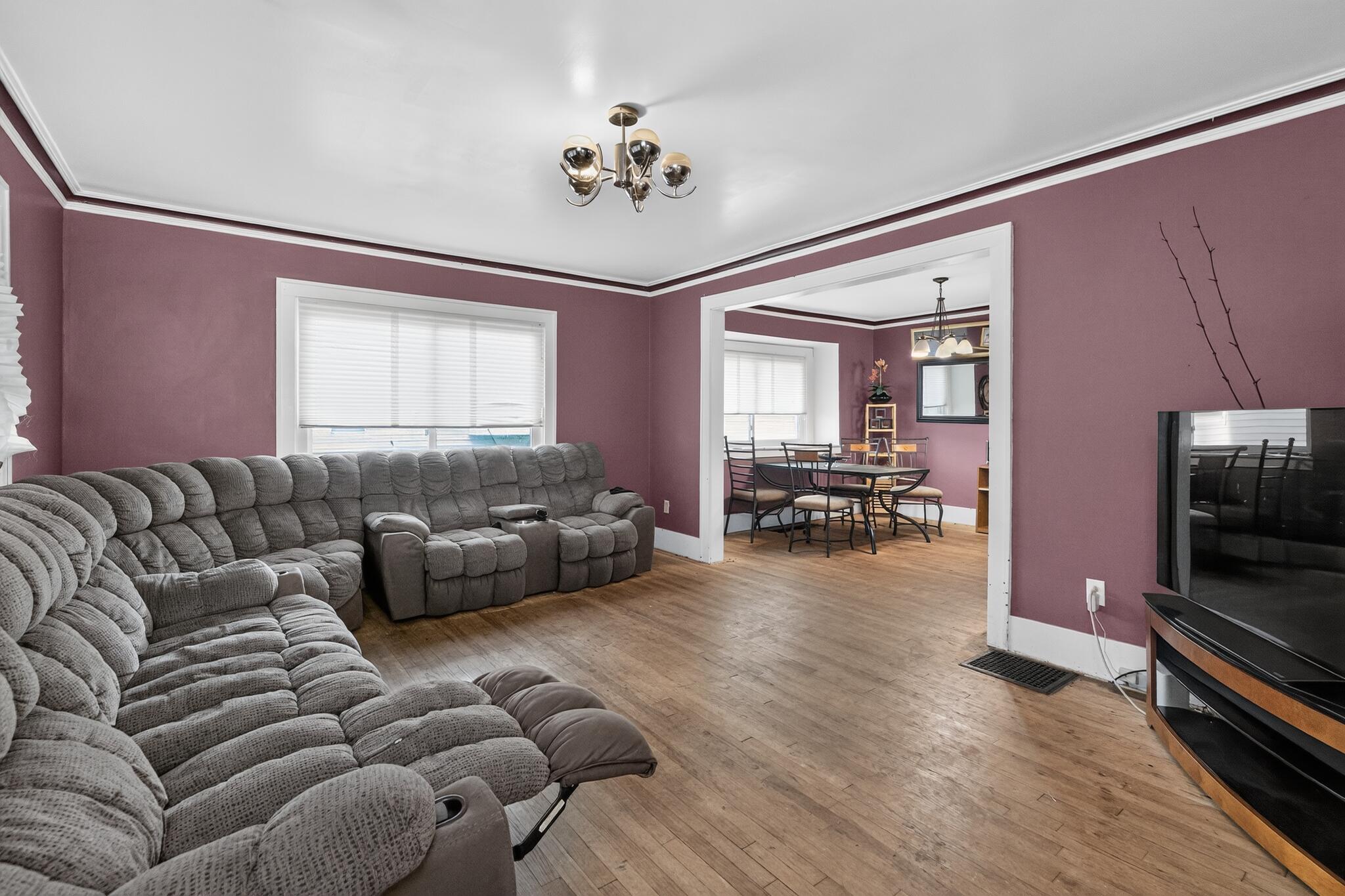 1043 Oakdale Street SE Grand Rapids MI 49507