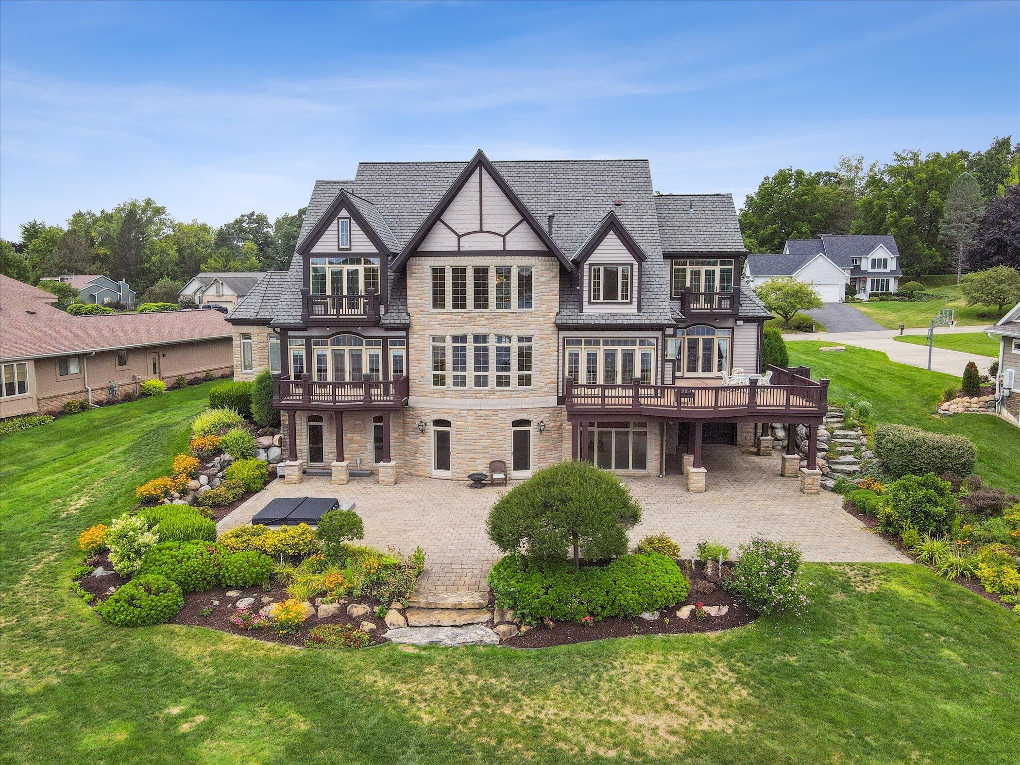 4349 Island View Drive Fenton MI 48430