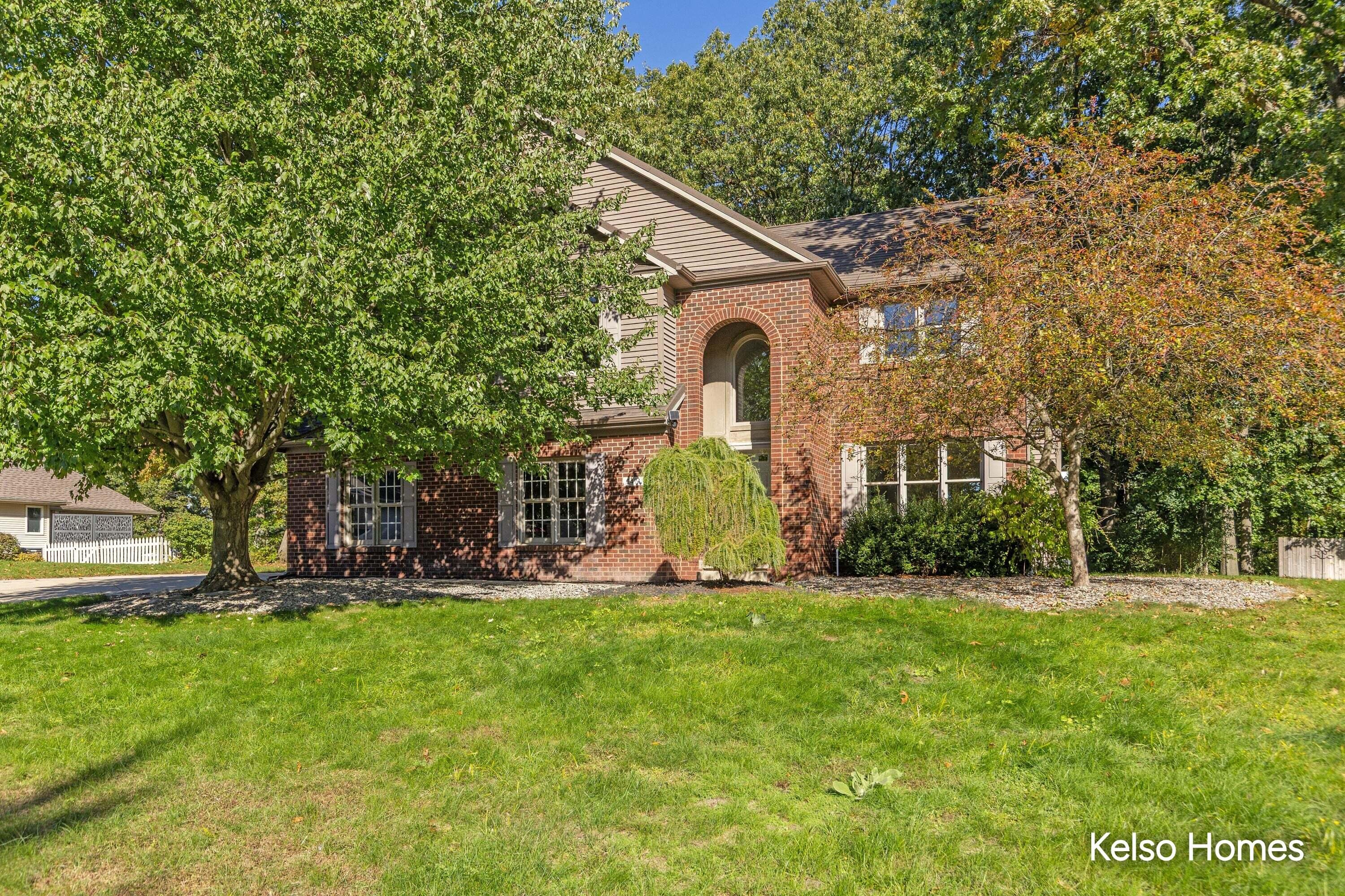 2474 Candlestick Avenue SE Grand Rapids MI 49546
