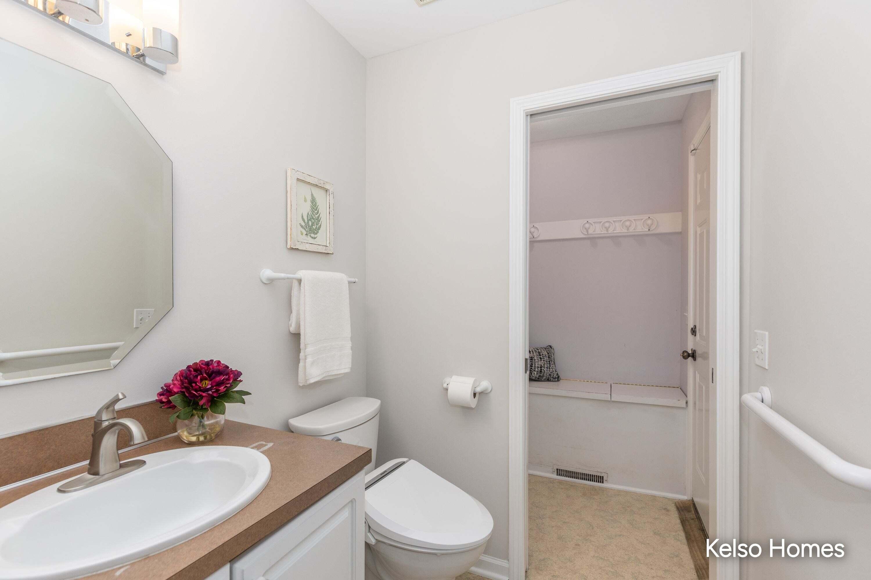 2474 Candlestick Avenue SE Grand Rapids MI 49546