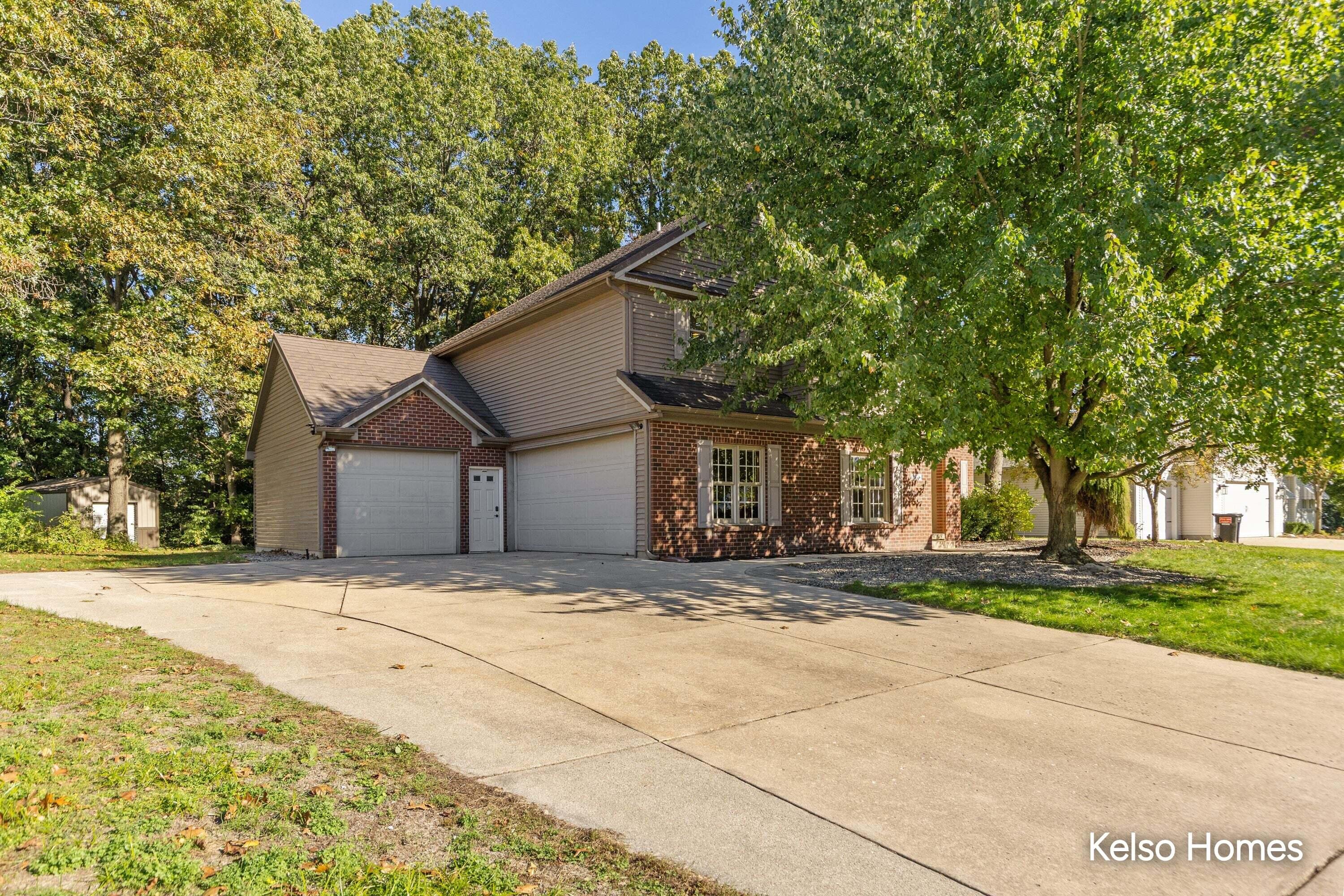 2474 Candlestick Avenue SE Grand Rapids MI 49546