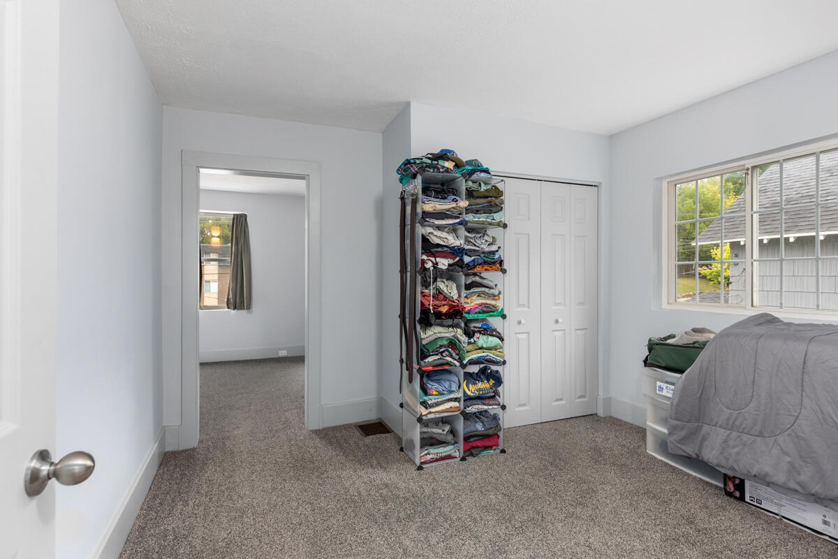 852 Leonard Street NE Grand Rapids MI 49503