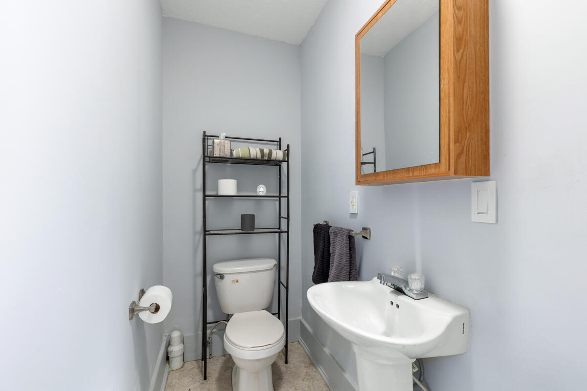 852 Leonard Street NE Grand Rapids MI 49503