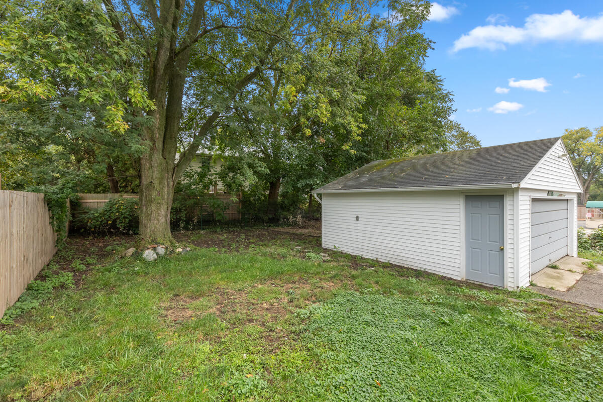 852 Leonard Street NE Grand Rapids MI 49503