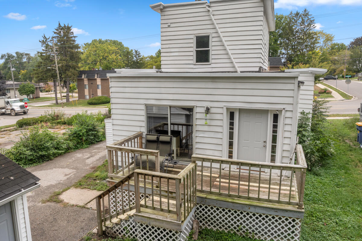 852 Leonard Street NE Grand Rapids MI 49503