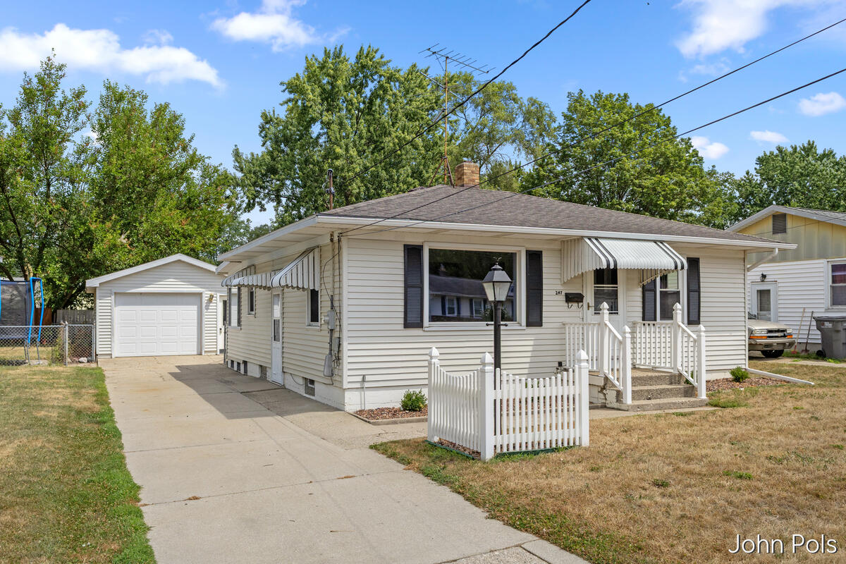 Grand Rapids MI, 247 43RD Street SW