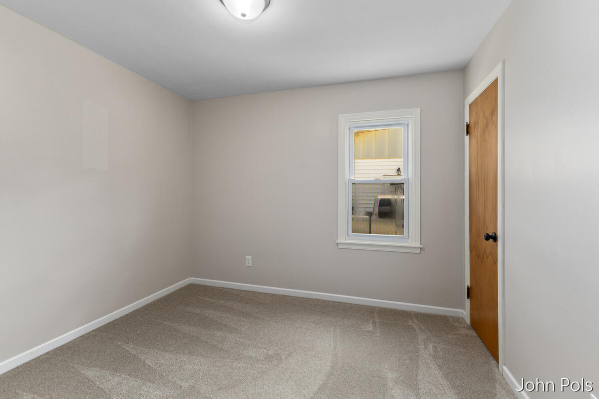 247 43rd Street SW Grand Rapids MI 49548