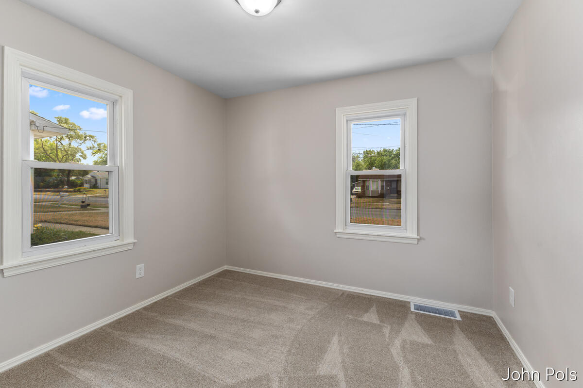 247 43rd Street SW Grand Rapids MI 49548