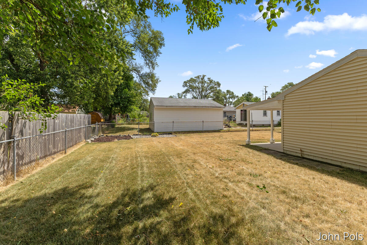 247 43rd Street SW Grand Rapids MI 49548