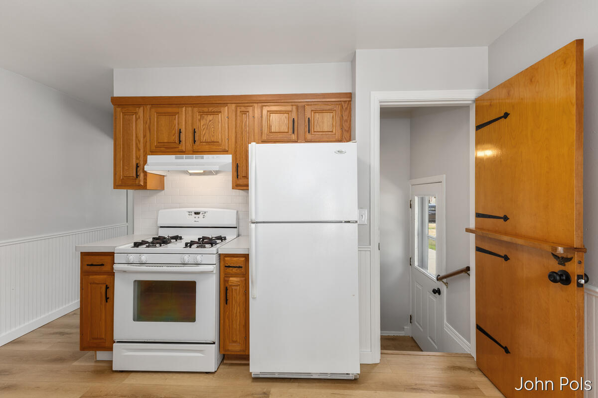 247 43rd Street SW Grand Rapids MI 49548