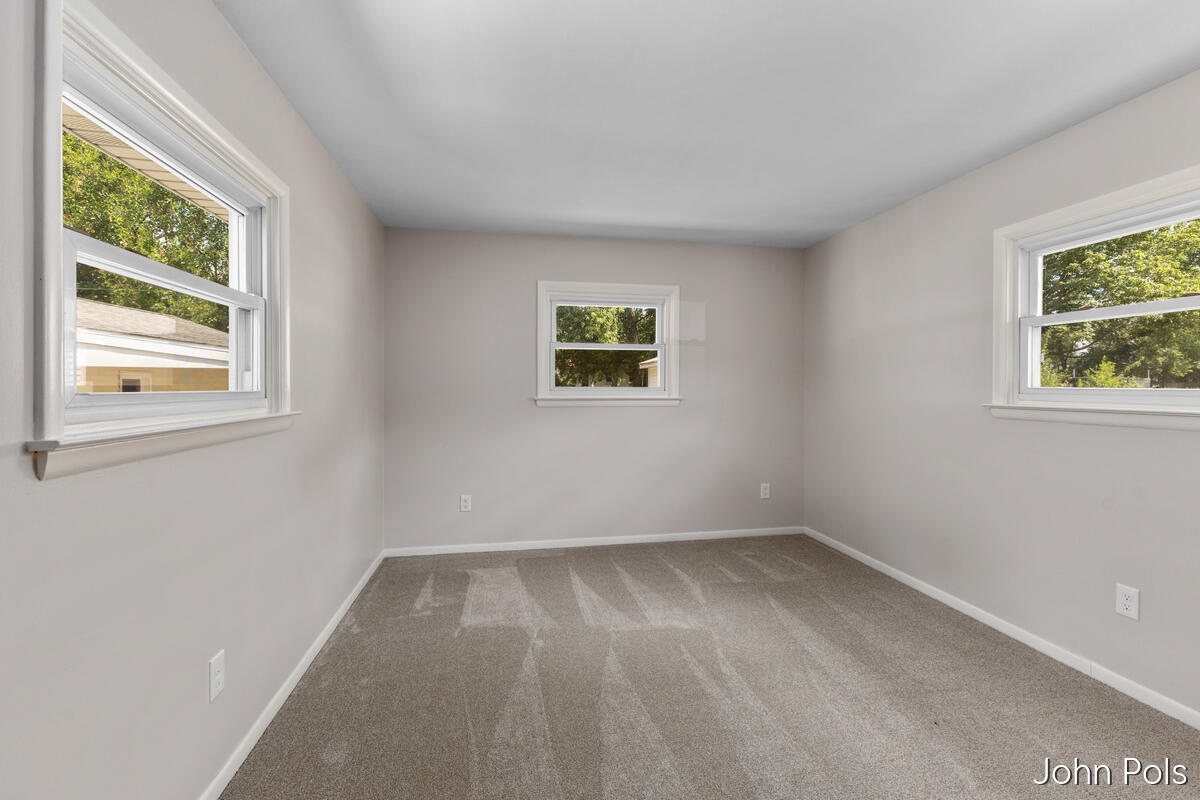 247 43rd Street SW Grand Rapids MI 49548