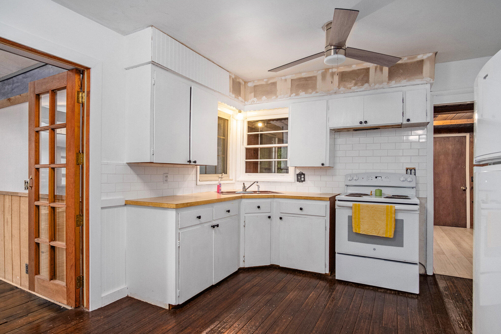 13355 Kenowa Avenue NW Grand Rapids MI 49544