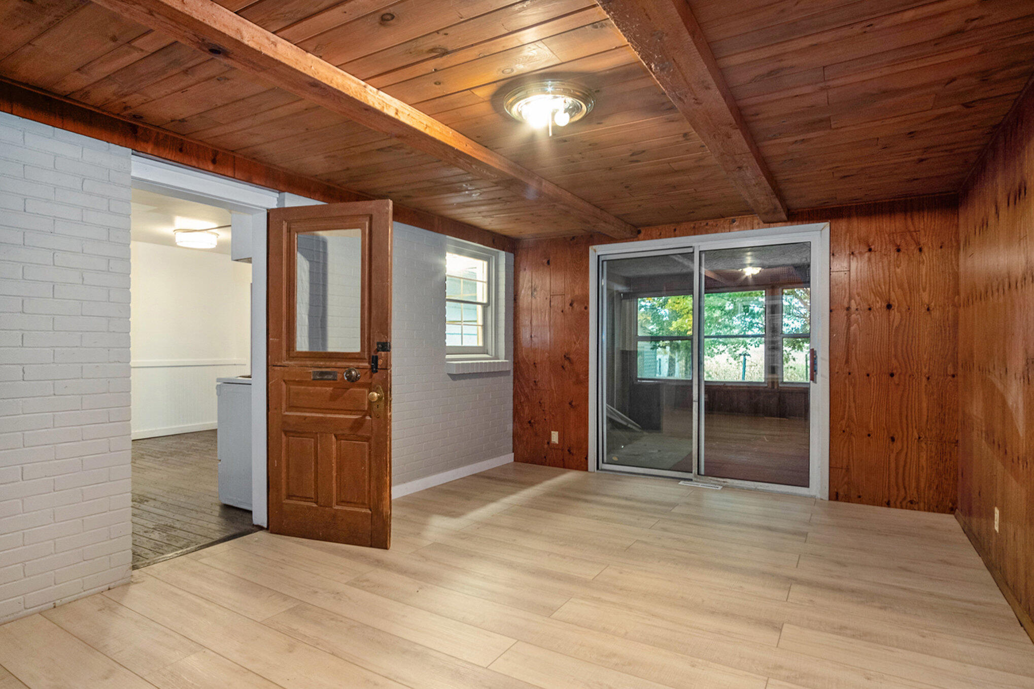 13355 Kenowa Avenue NW Grand Rapids MI 49544