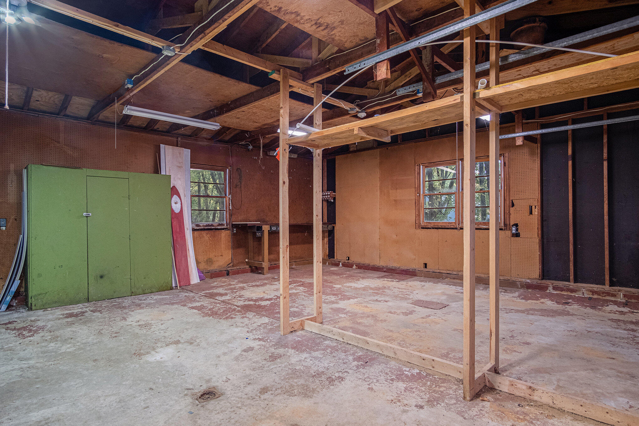 13355 Kenowa Avenue NW Grand Rapids MI 49544