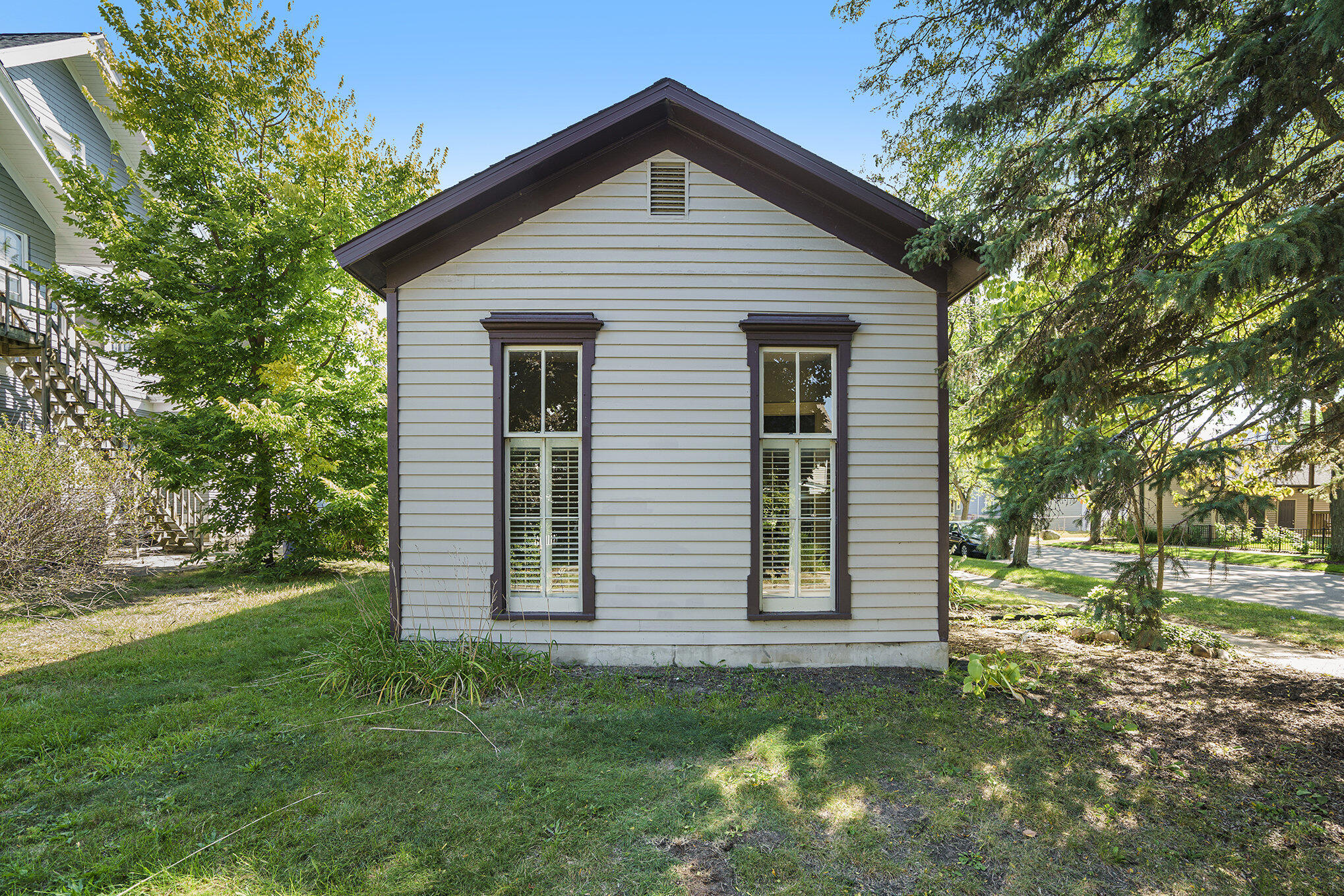 600 Fairview Avenue NE Grand Rapids MI 49503