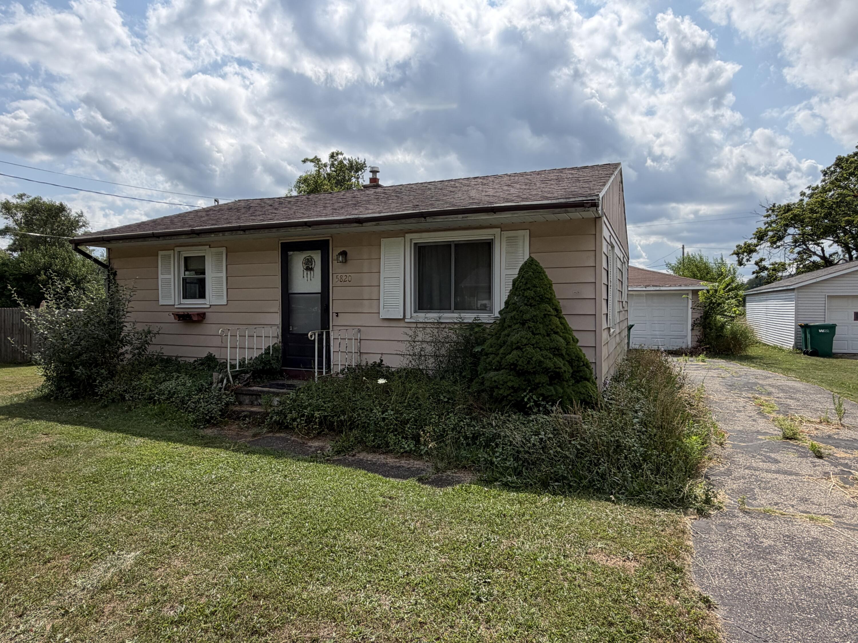 5820 Utah Avenue Portage MI 49024