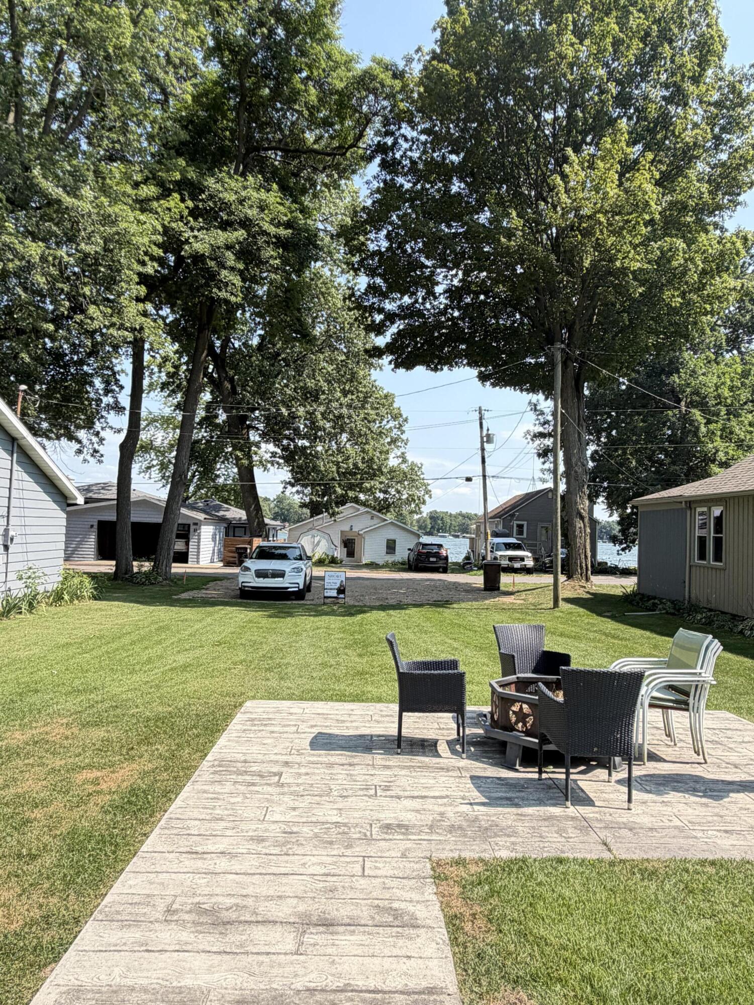 63166 Lakeshore Drive Dowagiac MI 49047