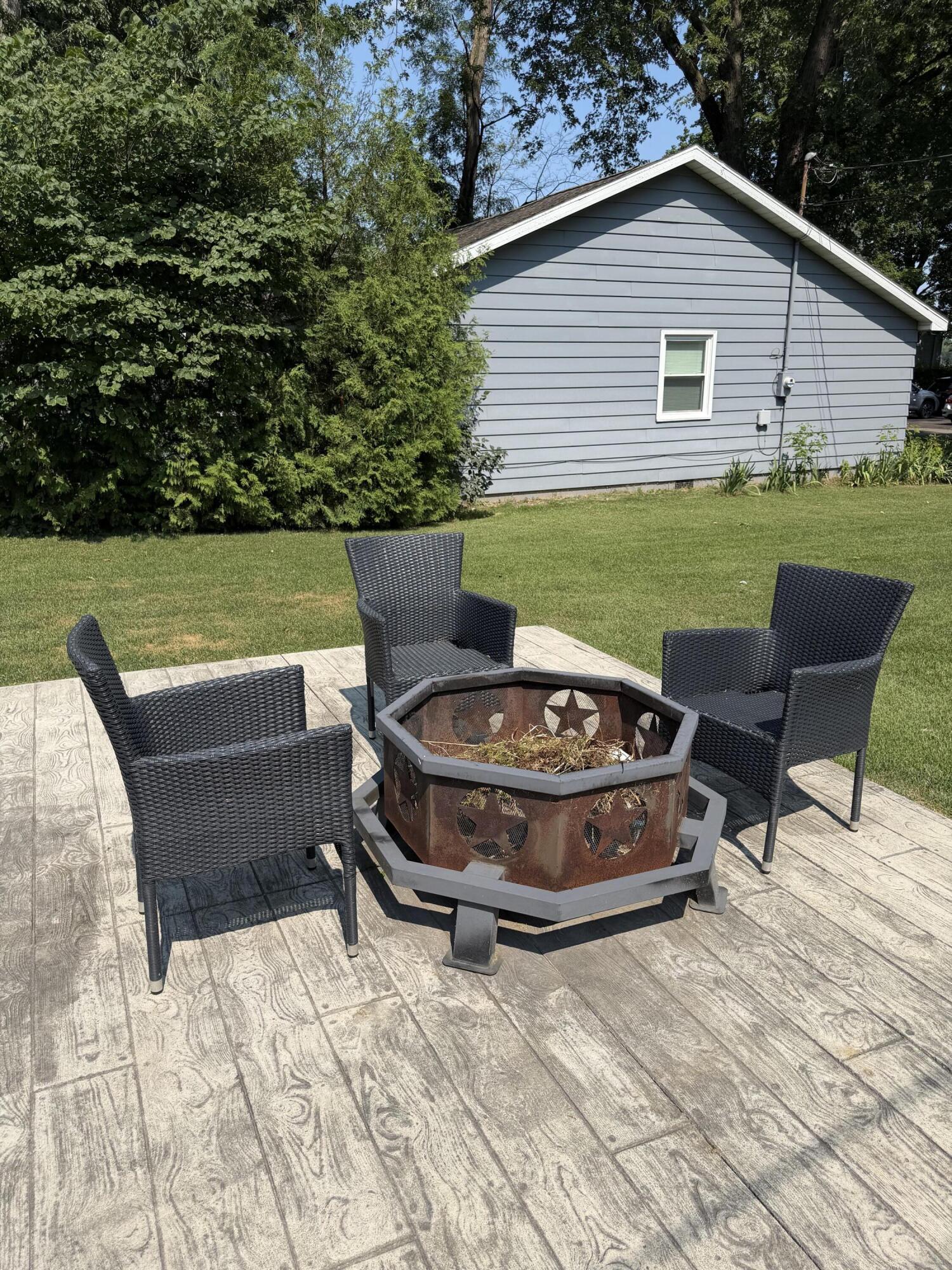 63166 Lakeshore Drive Dowagiac MI 49047