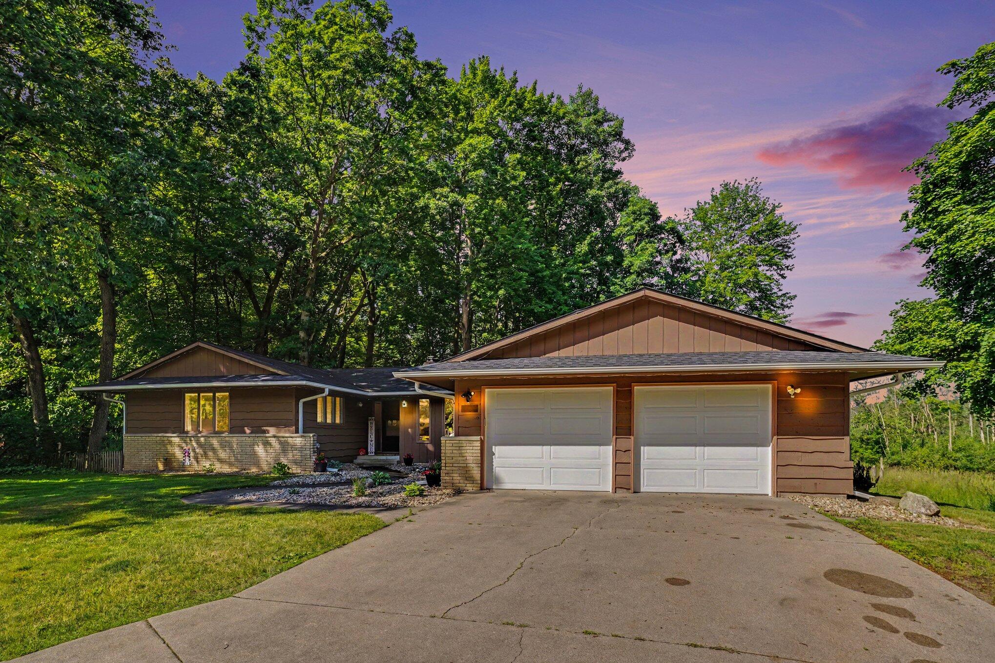 9713 Oakview Drive Portage MI 49024