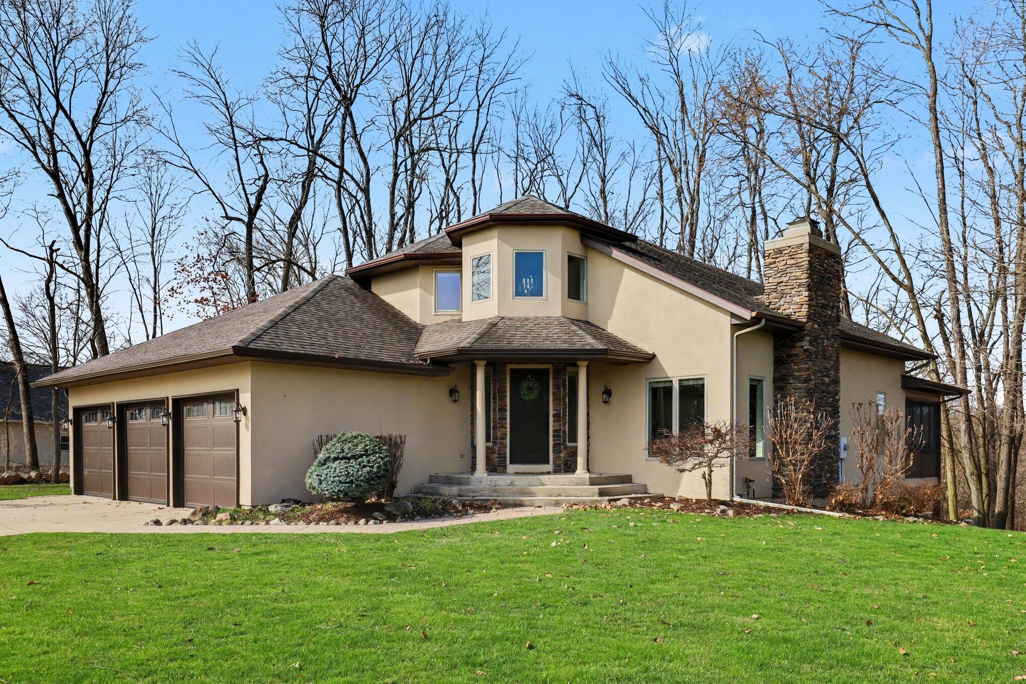 2011 Knollpoint Drive NE Ada MI 49301