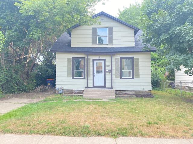1360 Paris Avenue NE Grand Rapids MI 49505
