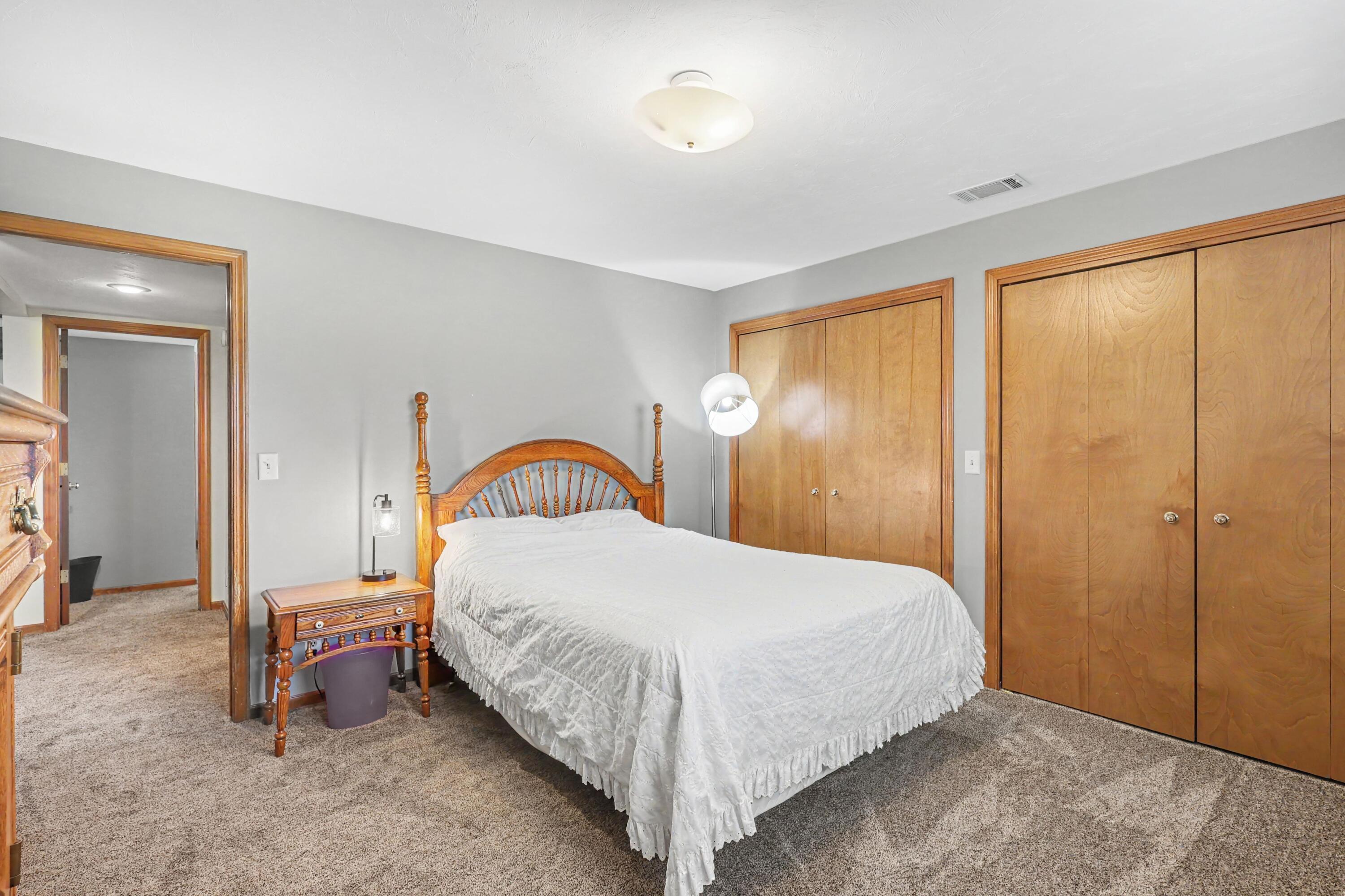 10068 Holiday Drive Zeeland MI 49464
