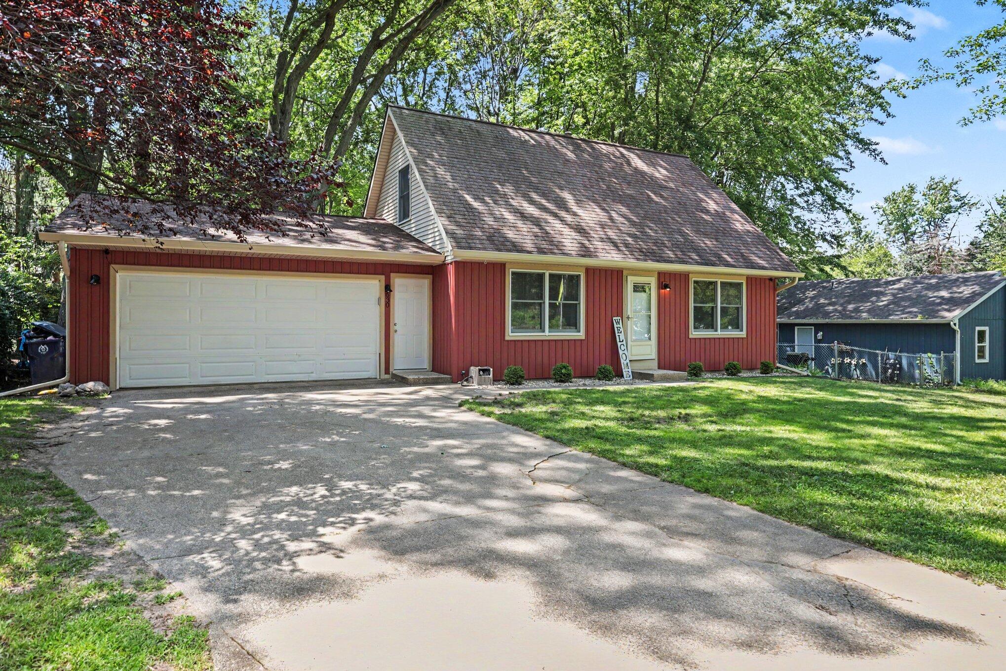 630 Midway Avenue Holland MI 49423