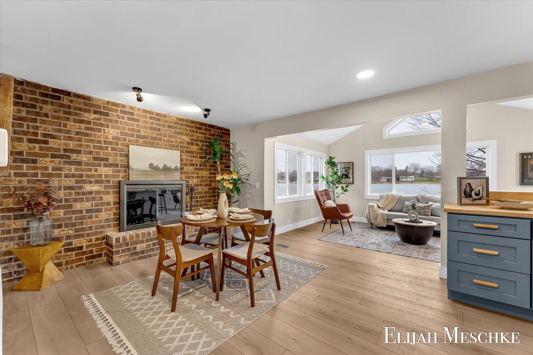 10463 Poplar Drive NE Rockford MI 49341