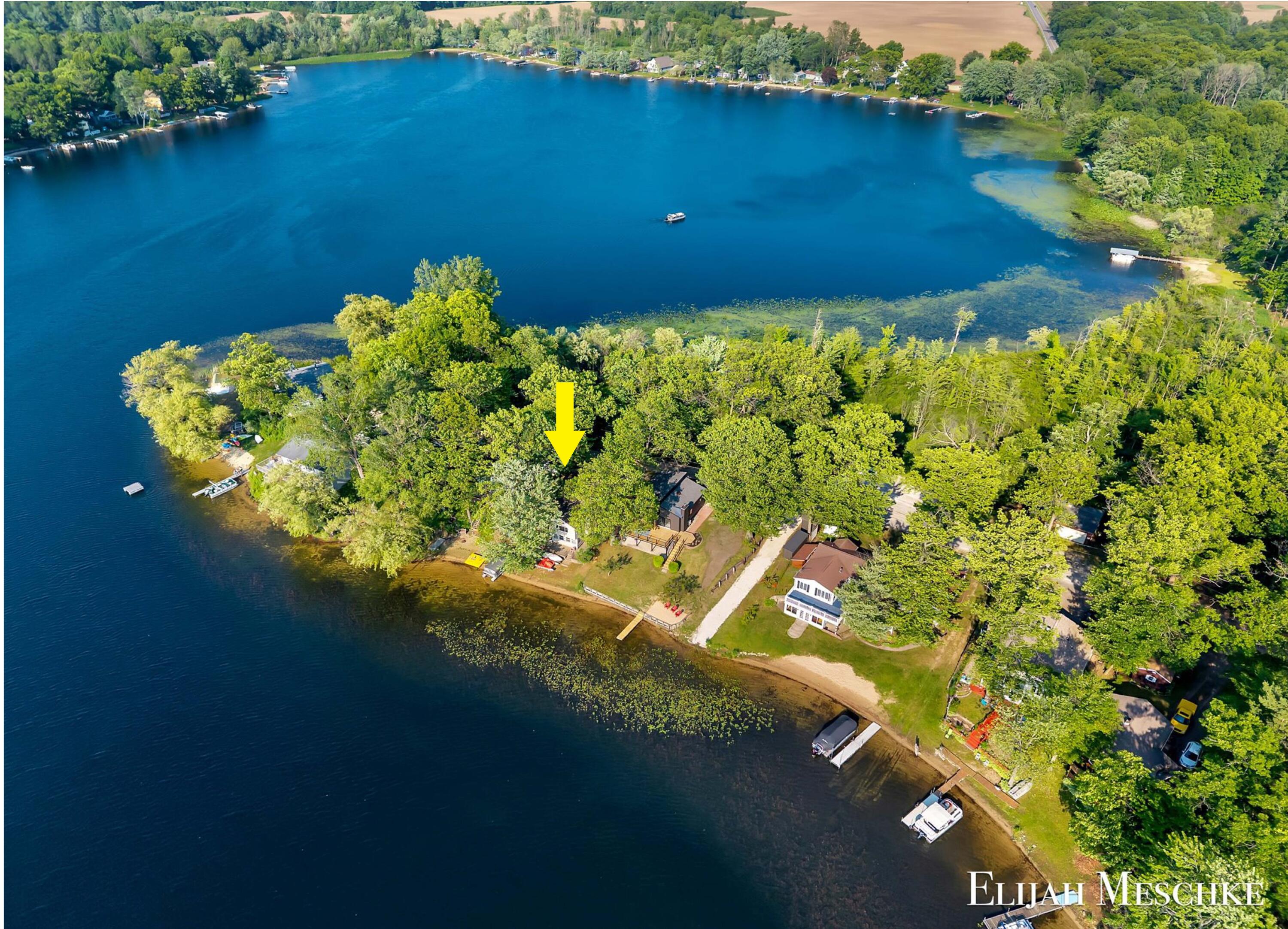 10463 Poplar Drive NE Rockford MI 49341