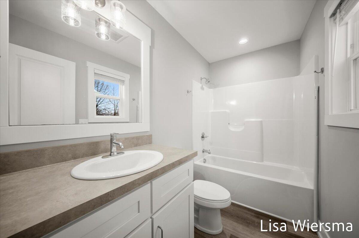 352 Mason Avenue Muskegon MI 49441