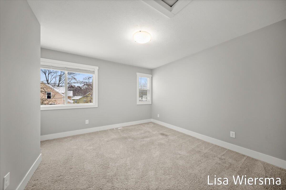 352 Mason Avenue Muskegon MI 49441