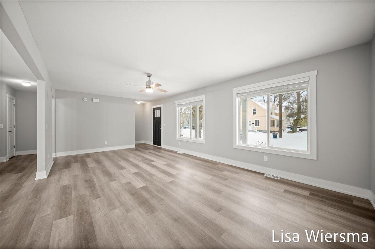 352 Mason Avenue Muskegon MI 49441