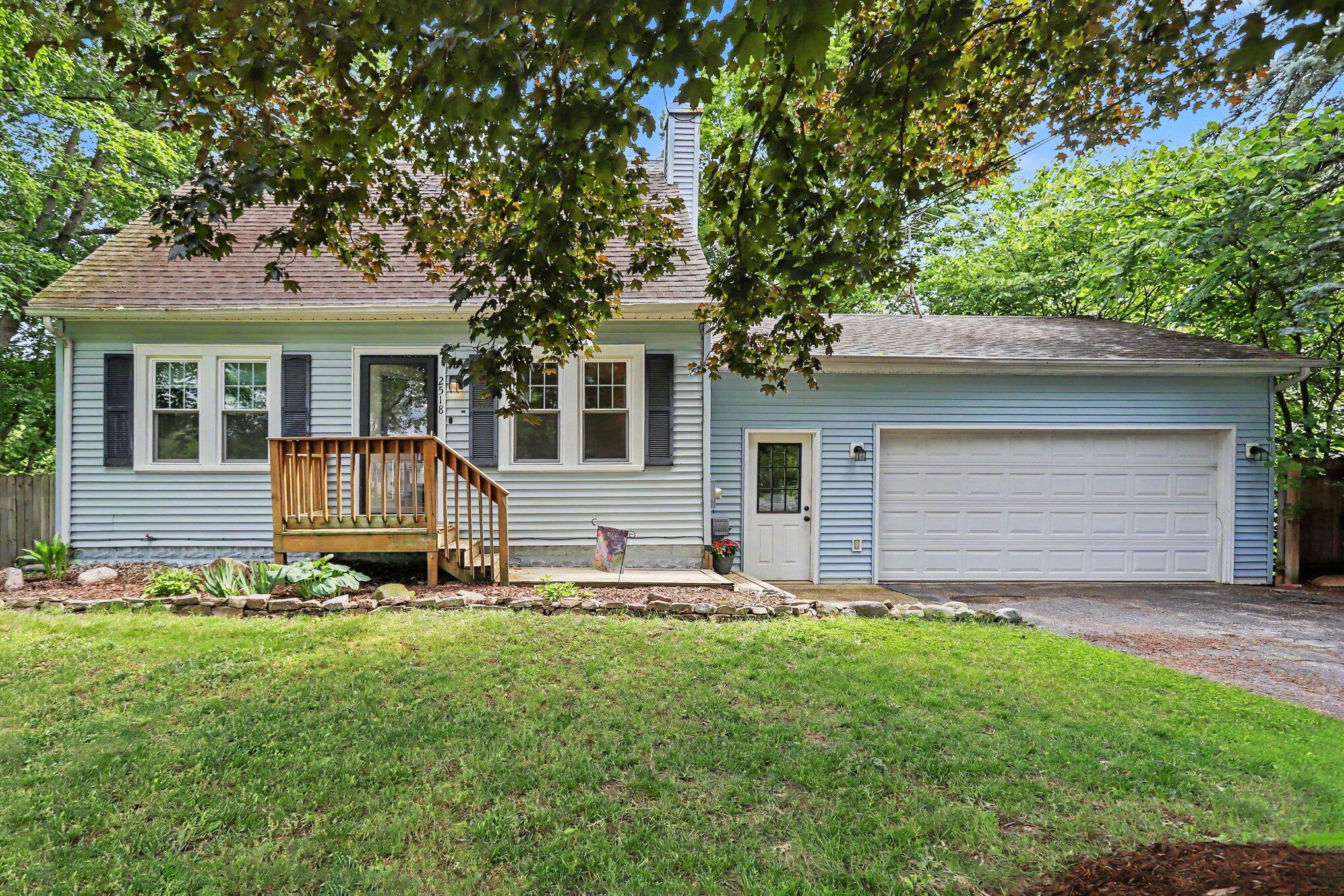 2518 E G Avenue Kalamazoo MI 49004