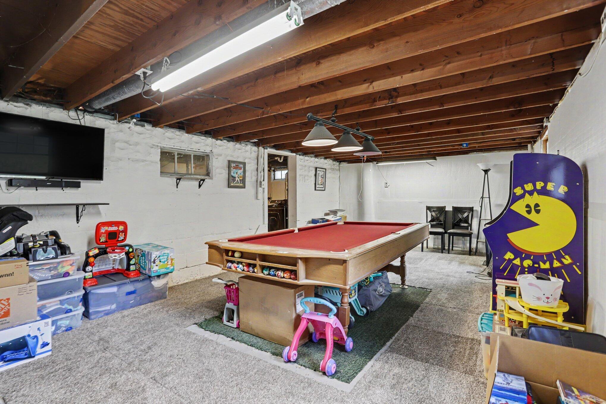 2518 E G Avenue Kalamazoo MI 49004