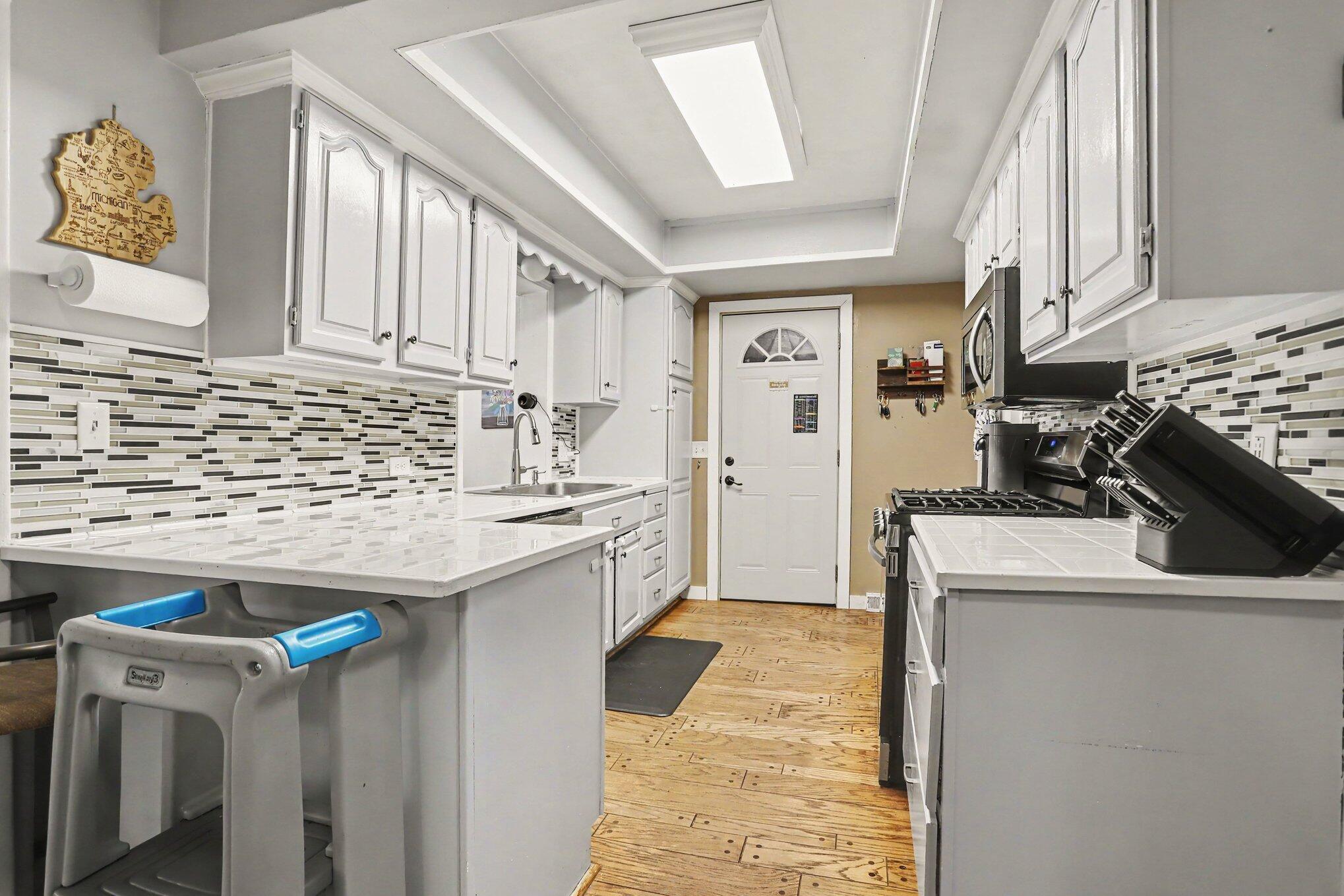 2518 E G Avenue Kalamazoo MI 49004