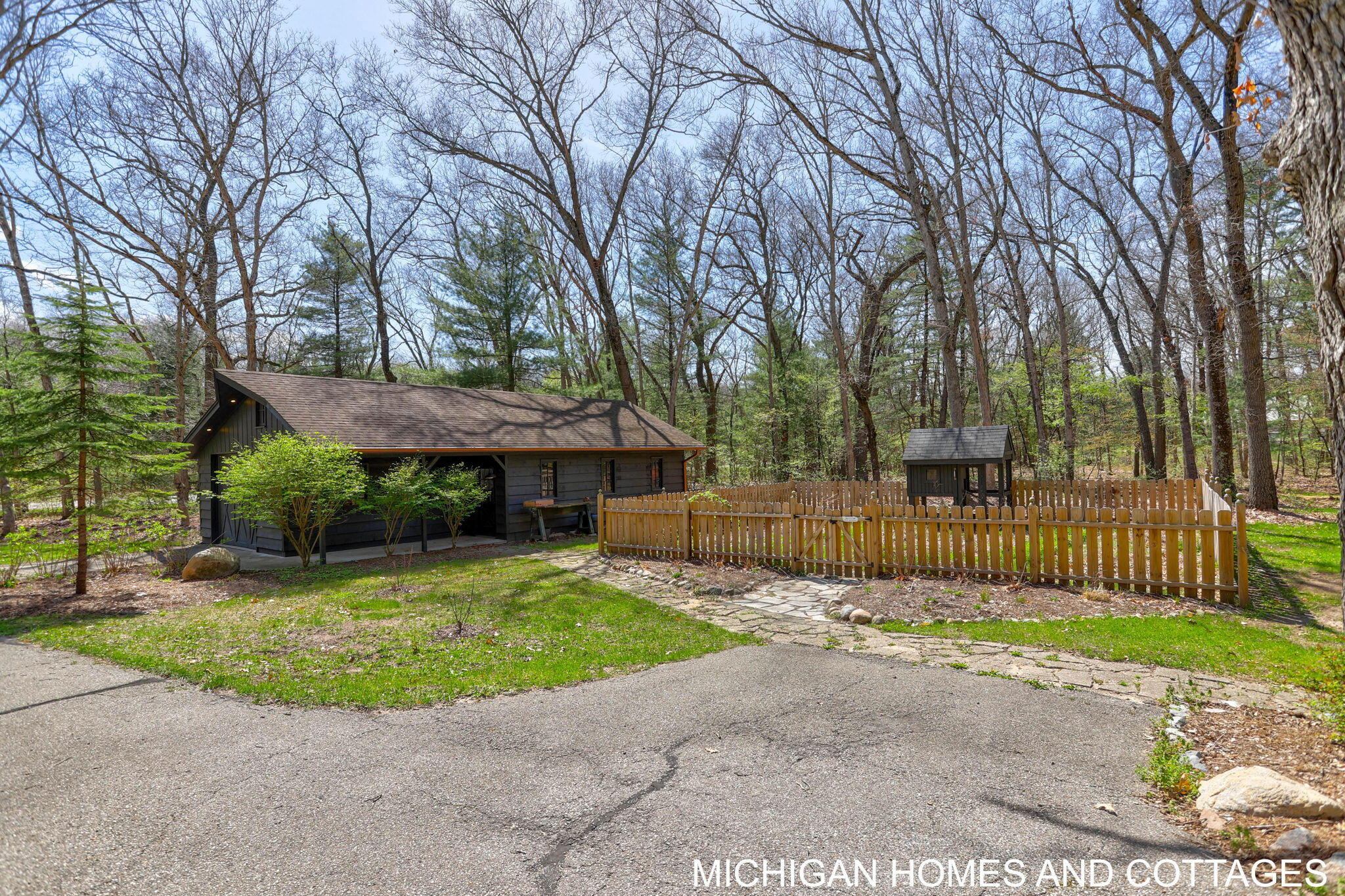 4303 132nd Avenue Hamilton MI 49419