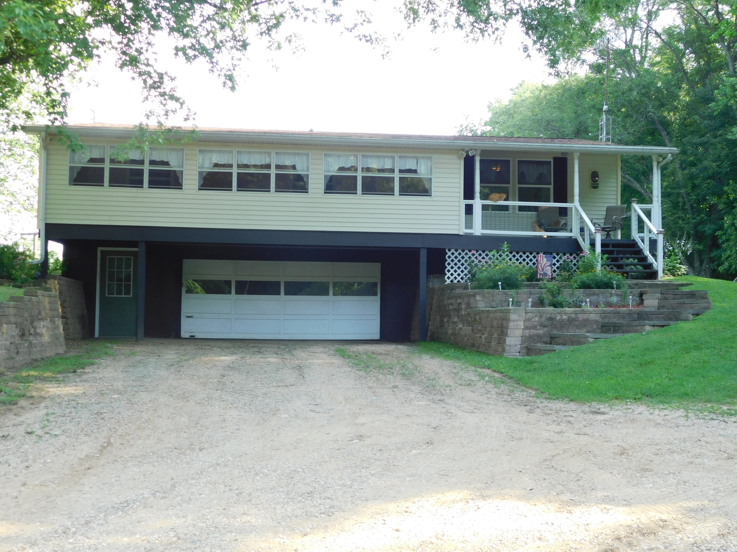 19278 Dutch Settlement Street Cassopolis MI 49031