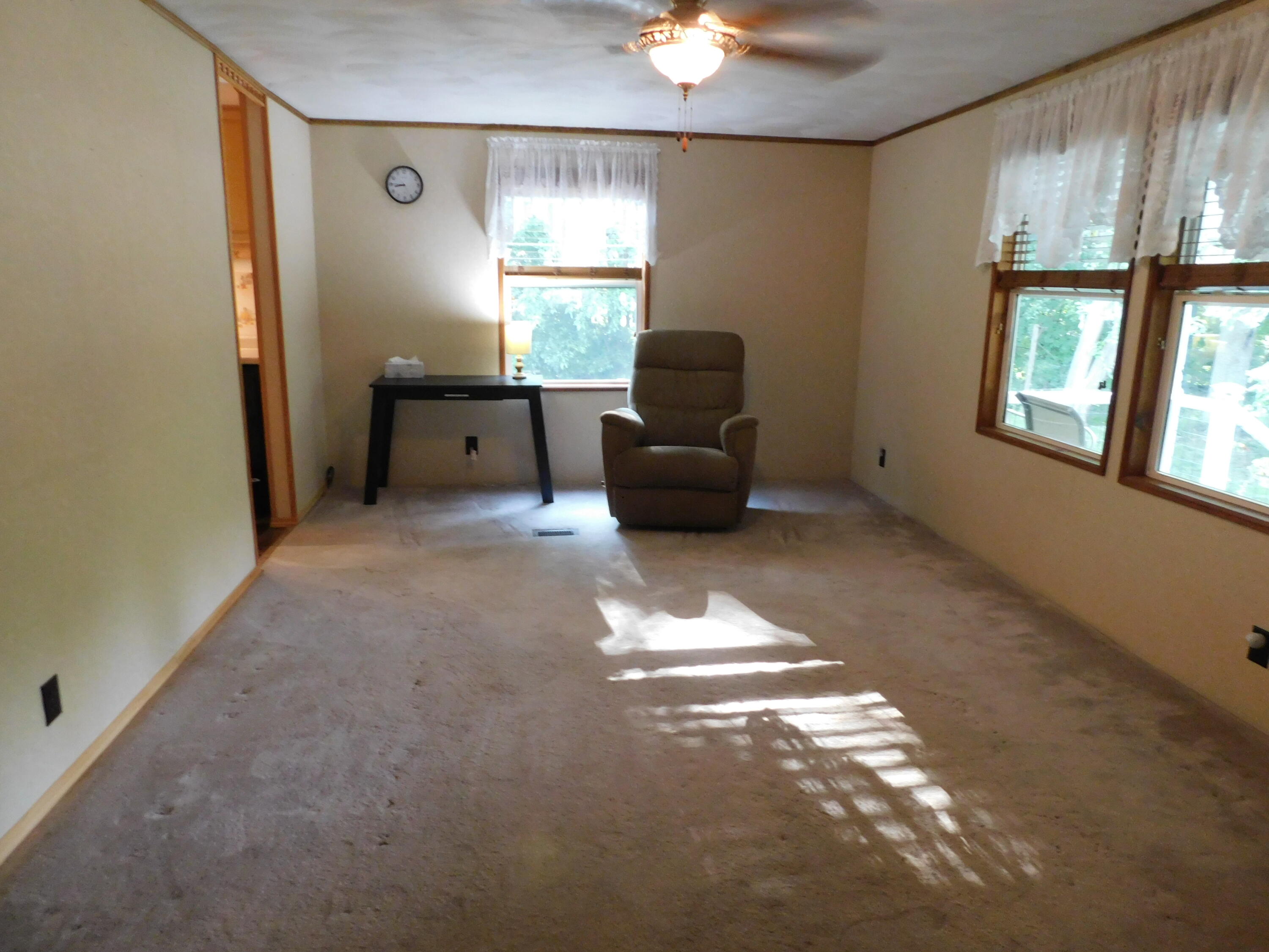 19278 Dutch Settlement Street Cassopolis MI 49031